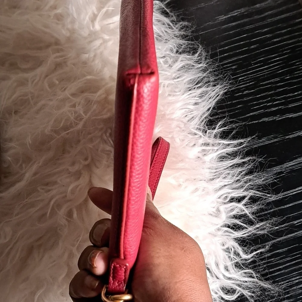 Tory Burch Britten Wristlet Large Zip Pouch